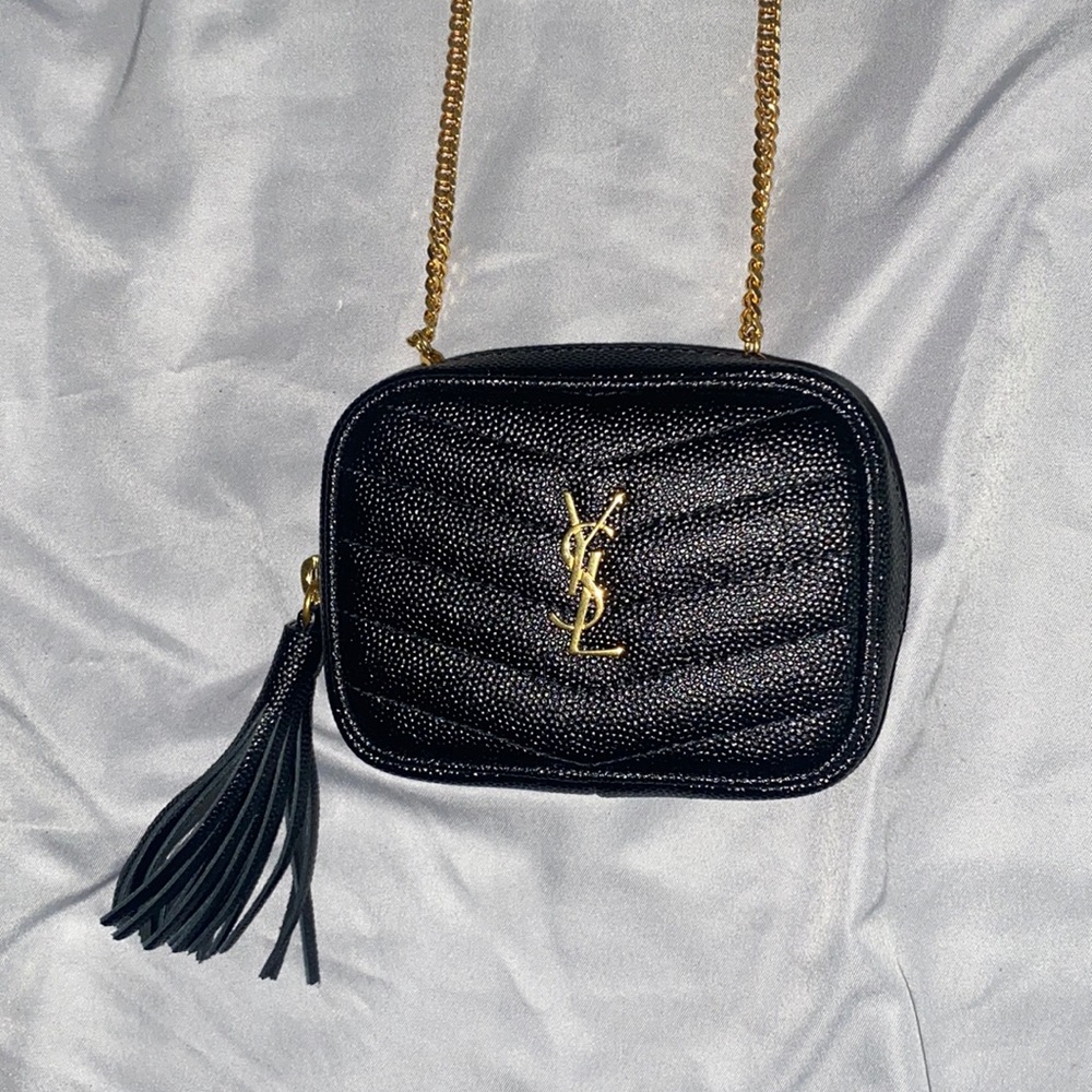 Ysl baby Lou bag. Contact me on IG sklovelyx only